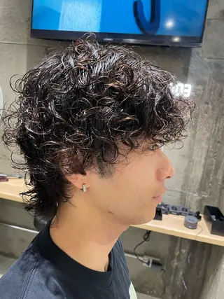 ショート パーマ メンズ 🌈透明感カラー 韓国 ミライ🇰🇷のヘアスタイル