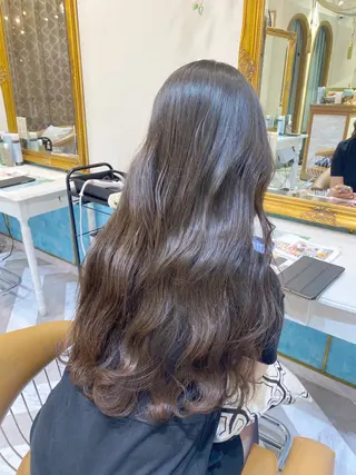 ロング レイヤーカット /透明感カラー西田のヘアスタイル