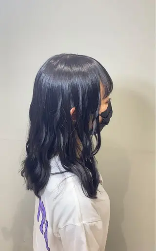 セミロング カラー 磯田 冬弥のヘアスタイル