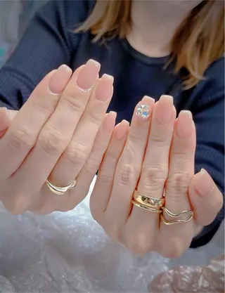 ミディアム めぐみのネイルサロン 惠のネイルデザイン