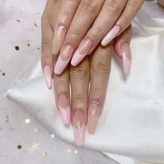 ネイル ジョリ En 💞🦋のネイルデザイン