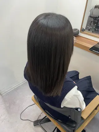 セミロング 美髪職人あお🦕 髪質改善｜原宿のヘアスタイル