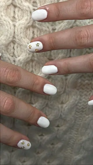 ネイル Luna 🧚のネイルデザイン