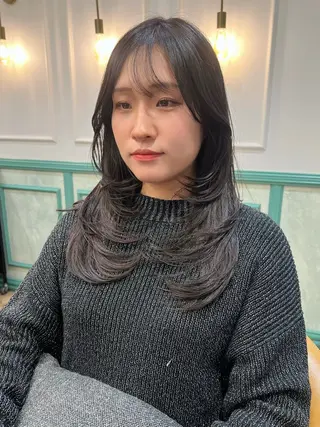 セミロング レイヤーカット/ 縮毛矯正/羽田航のヘアスタイル