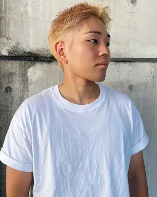 カラー メンズ RAIMA ハイトーン/レイヤーのヘアスタイル