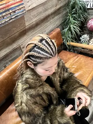 セミロング カラー パーマ ヘアアレンジ キッズ jp doggのヘアスタイル