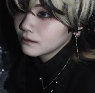 ショート カラー デザインカラー/ハイ トーン/konomiのヘアスタイル