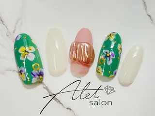 ネイル YU☆alet salon 銀座のネイルデザイン
