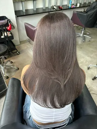 ロング カラー オリーブベージュ 🫒🩶Rianaのヘアスタイル