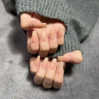 ネイル Chiharu 💫のネイルデザイン