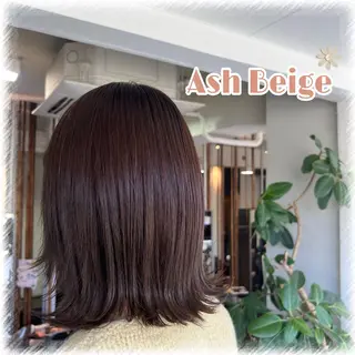 ミディアム カラー 岡本 絢香のヘアスタイル