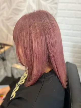 セミロング 髪人生駒店所属・森野 麻梨のヘアスタイル