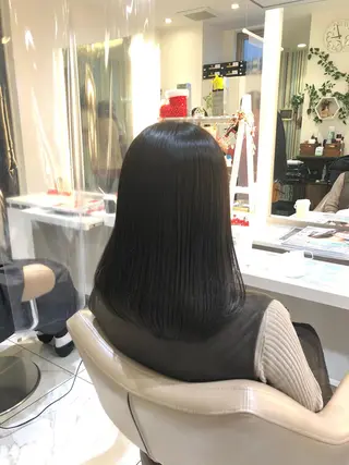 ミディアム パーマ 安井　昴 💫ブリーチ縮毛矯正のヘアスタイル