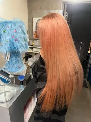 ロング カラー 無料カット/ハイ トーンカラー/きらのヘアスタイル