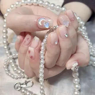 ネイル RAFFINE 月🦋🩵のネイルデザイン