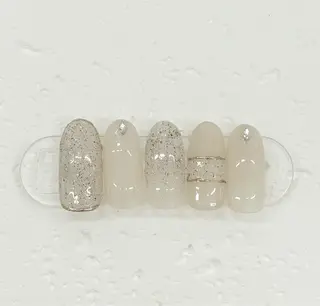 ネイル le rue MIKAのネイルデザイン