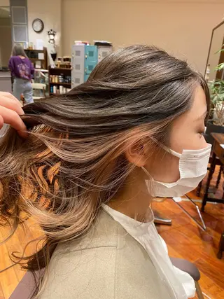 セミロング レイヤー/グレージュ メンズパーマのヘアスタイル