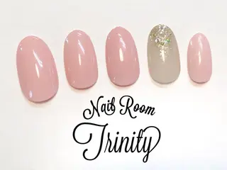 ネイル Trinity staffのネイルデザイン