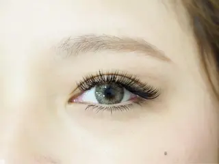 マツエク・マツパ eyelash salon CHARME所属・CHARME .maayaのマツエク・マツパデザイン