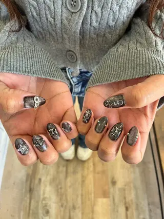 ネイル Atelier Nail所属・Atelier HIKARIのネイルデザイン