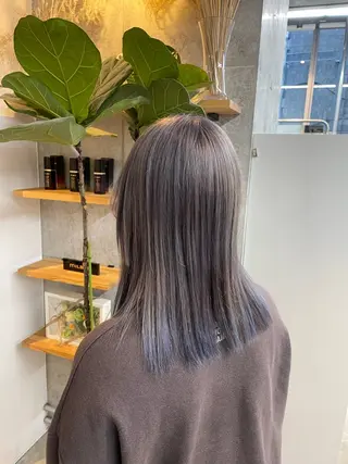 ミディアム カラー KOTOMI .のヘアスタイル