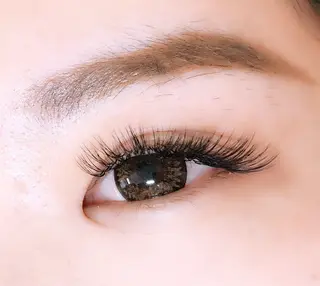 マツエク・マツパ mishu eyelash  salon所属・赤井 真珠のマツエク・マツパデザイン