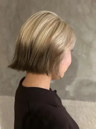 ショート カラー さの あやねのヘアスタイル