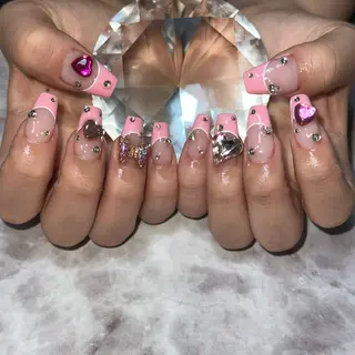 ミディアム BeautySalonKREI所属・KREI NORIKAのネイルデザイン