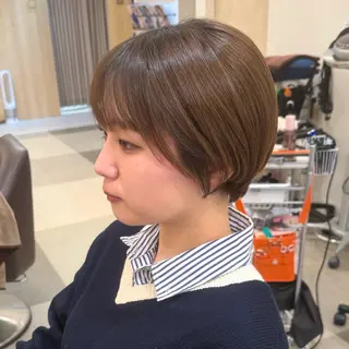 ショート ガレリアエレガンテ名駅店所属・【ショート/ボブ 丸みショート】深萱のヘアスタイル