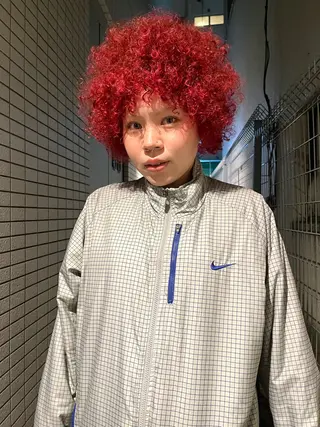 ショート カラー パーマ 〜ANDPEACE〜所属・オゼキ サクラのヘアスタイル