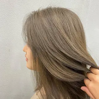 セミロング カラー N/デザインカラー 🌿ナギのヘアスタイル