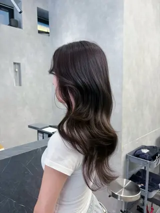 ロング カラー MAEUL NAGOYA所属・⛓ワンホンレイヤー 🥀🖤/あいりのヘアスタイル