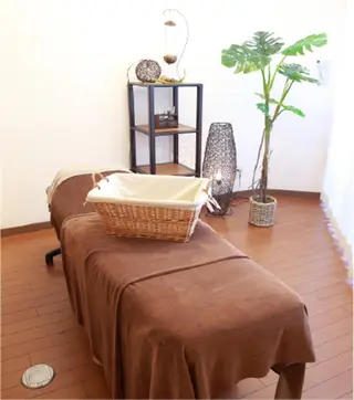 Ravir Omataのマツエク・マツパデザイン