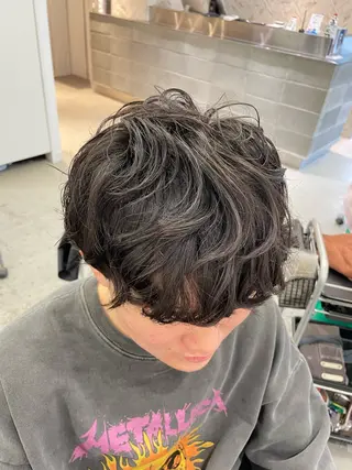 ミディアム パーマ メンズ パーマ&ブリーチ /飯牟田/GEAR.のヘアスタイル