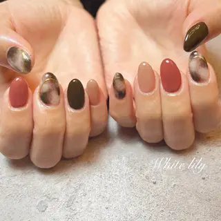 ネイル White lily所属・牧田 雅世のネイルデザイン