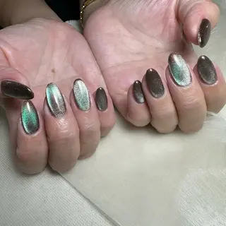 ネイル repos~ルポ~所属・里見 麗のネイルデザイン