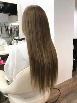 ロング カラー ヘアアレンジ GLOSS 心斎橋 山上のヘアスタイル