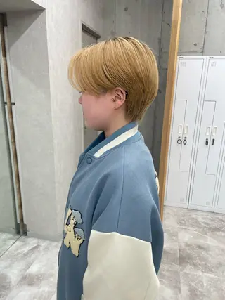 ショート ブリーチ/ベージュ 💕/momoaのヘアスタイル