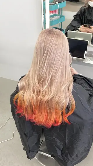 ロング カラー 透明感ハイトーン☆ 今津 佑太のヘアスタイル