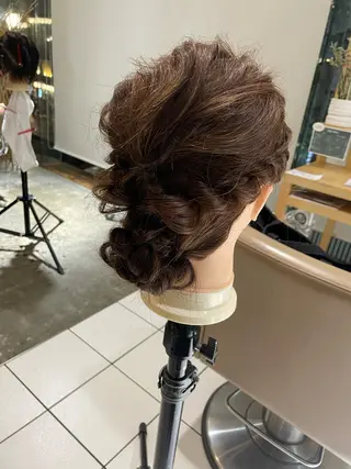 ヘアアレンジ hair OPUS ヘアーオーパス所属・レイヤーカット 特化型シオンのヘアスタイル