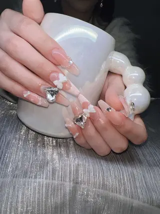 ネイル Lee Nails チップ長さだし専門店のネイルデザイン