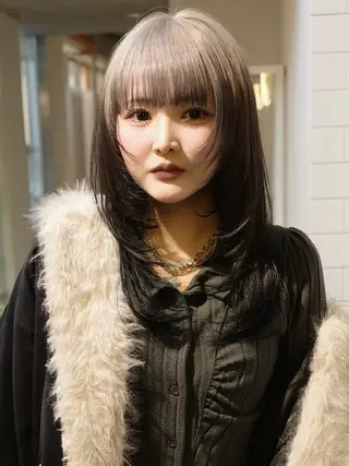 セミロング カラー ウルフ/レイヤー ⚡️ITSUKU⚡️のヘアスタイル