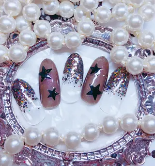 ネイル マジックミラー所属・マジック ミラーのネイルデザイン