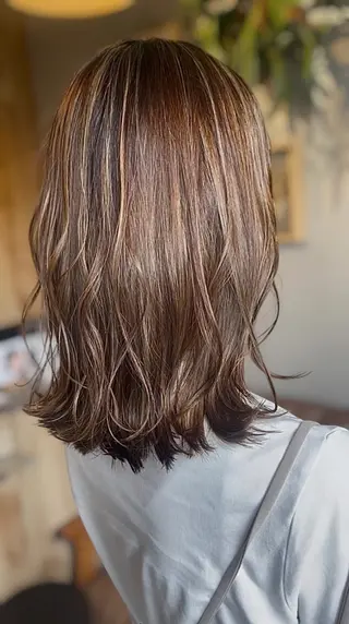 ミディアム 相澤 優色のマツエク・マツパデザイン