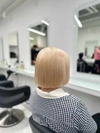 セミロング カラー ❄最強かわいいカラー ❄️MINA❄️のヘアスタイル