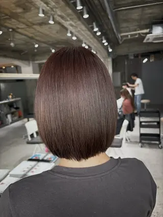 ショート カラー 玉置 七海のヘアスタイル