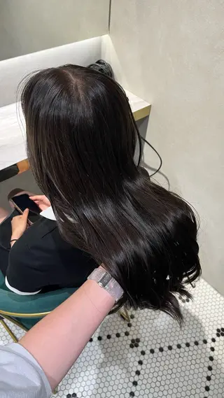 ロング カラー 新宿/アシスタント AiNAのヘアスタイル