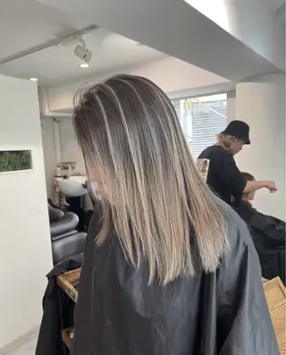 ミディアム カラー ROBIN所属・指名数No.1 /NAOYAのヘアスタイル