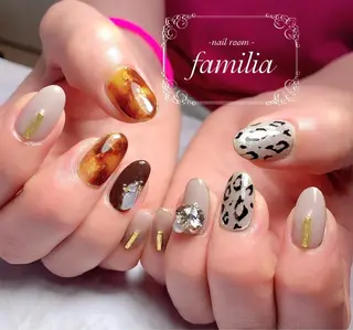 ネイル -nailroom- familiaのネイルデザイン