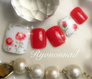 ネイル Ryononnail(リョノンネイル)所属・Ryononnail 上谷典子のネイルデザイン